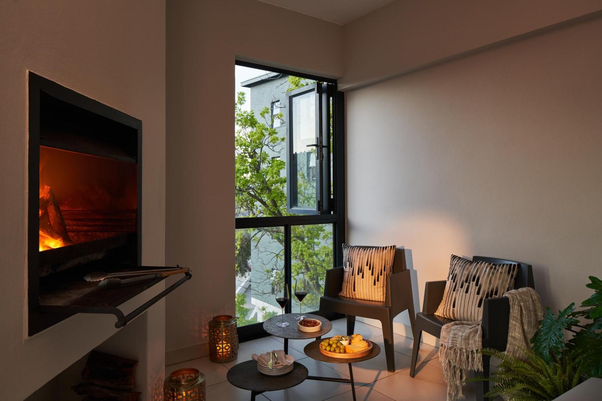 The Den Apartments By Raw Africa Collection ستيلينبوش المظهر الخارجي الصورة